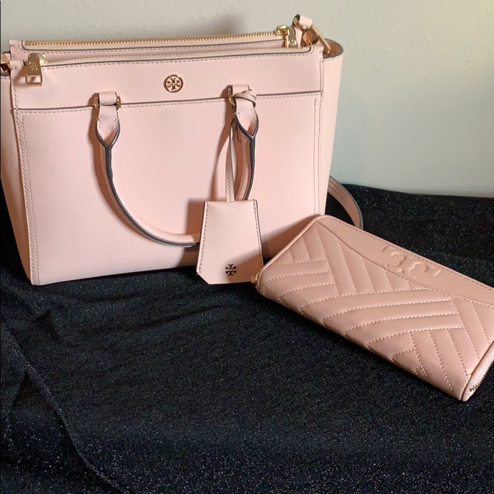 Tory Burch purse and wallet